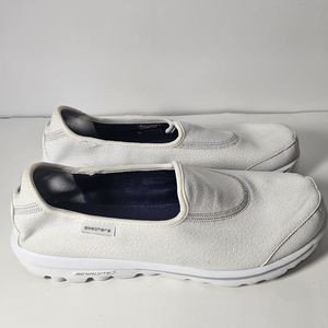 Skechers GoWalk White Shoes Women Size 9.5